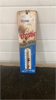 Small vintage Frostie root beer advertising