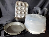 Bread, Cake, Muffin Pans & Cake Carrier, Cooling