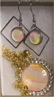 White, Yellow and Pink Pearl Pendant Set