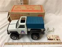Tonka 1/32 Big A Auto Parts Truck w/ Box,