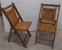(M) Vintage Wooden Folding Chairs