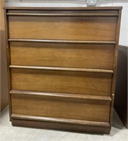 (L) Bassett Furniture Vintage Wooden 4 drawer