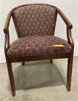 (O) Upholstered Armchair (22”x24”x31.5”)