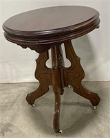 (O) Wooden Rolling Oval Shaped Table