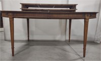 (Q) Extendable Wooden Table approx 68" x 44" x