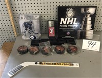 HOCKEY COLLECTABLES