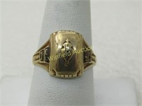 Vintage 10kt 1949 M High School ring, Sz. 9.75, 4.