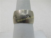 Vintage Sterling Silver Southwestern Ring, 12.5mm