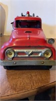 Vintage Diecast fire truck with hoses n ladder