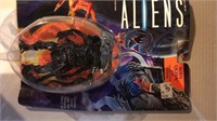 2 alien action  figures by Kenner (986-1992)
