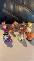 Misc lot of figurines the flintstones and a few
