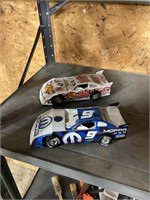 Two world of Outlaws dirt track die cast