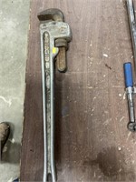 Rigid 24in pipe wrench