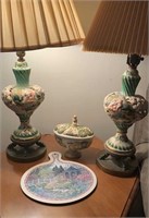 Pair of Italian Capodimonte table lamps, with
