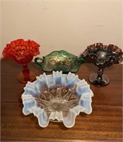 4 pieces of decorative glass, one iridescent