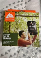 Ozark Trail 5 gallon solar shower, warm water