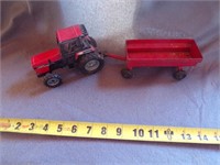 CASE IH TRACTOR AND METAL WAGON