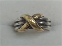 (WW) Sterling SIlver W/Gold On Top Ring