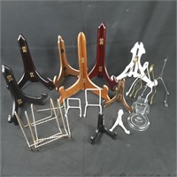 19 x Various Plate and Cup Stands