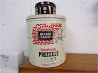 large pretzel tin & small candy tin