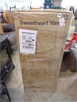 Sweetheart vanity - still in box