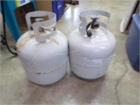 2 20 lb propane gas bottles
