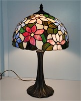 stained glass lamp floral motif