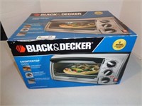 Black & Decker Counter Top Oven in Box