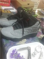Grey and black Air Jordan hologram size 9 and a