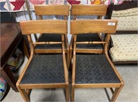 (4x) Maple Wooden chairs with vinyl patterned