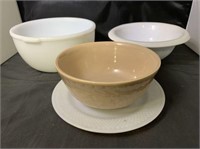 (4 pcs) 3 bowls & 1 Federal Glass plate