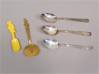 1939 NY World's Fair Planter's Hot Dan Spoons