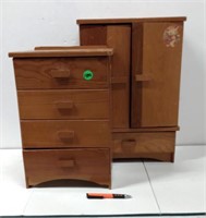 Doll Chifferobe & Dresser; drawers loose