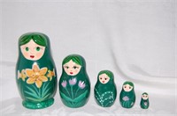 NEW - 5 Ladies Spring Nesting Dolls (3 1/2")