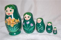 5 Spring Nesting Dolls (Matryoshka). Size