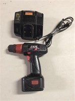 SKIL 9.6 V drill with craftsman charger