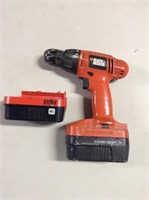 Black and decker 18 V drill with extra battery
