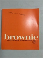 1974 Brownie Girl Scout handbook