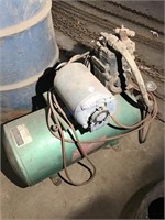 Teel air compressor/ vacuum pump