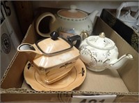 Porcelain Cafe Teapot, Sadler Teapot, Nippon