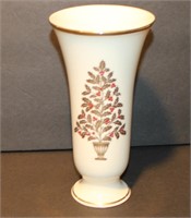 Lenox Eternal Christmas Ivory vase topiary