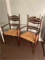 PAIR OF ANTIQUE WOODEN CHAIRS