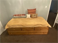 WOOD SINGLE TRUNDLE BED