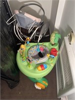 GRACO BABY ITEMS INCLUDING GATE, EXCERSAUCER &