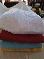 Lot of four full/queen size comforters/blankets