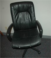 leather office chair with seat cushion and pillow