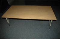 adjustable Height table