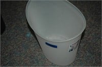 3 gallon sterilite trash can