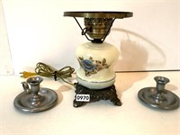VINTAGE LAMP W/BRASS BASE-2 METAL CANDLE HOLDERS