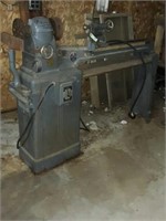 Walker Turner Horizontal Lathe